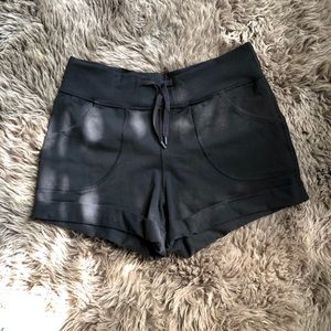 Lululemon black shorts